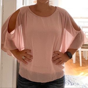 Forever 21 pink peep shoulder top